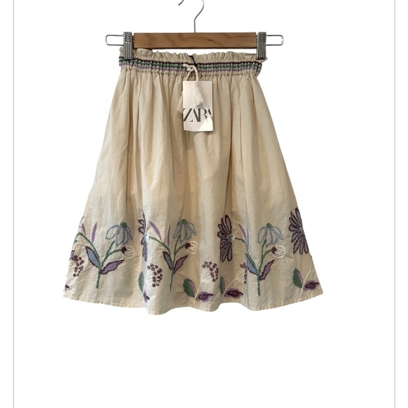 NWT Zara Girls Ivory Floral Embroidered Flare Spring Skirt Size 6/7 - Picture 2 of 9